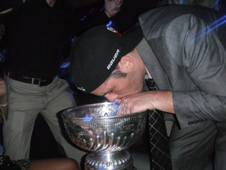 Illustration for article titled What These New Patrick Kane Photos Tell Us About Fame And The Perils Of Drinking Beer Through A Straw In Public